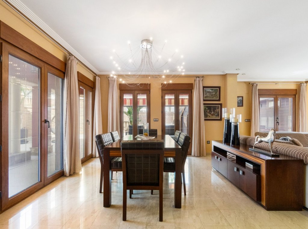 Revente - Villa - Orihuela
