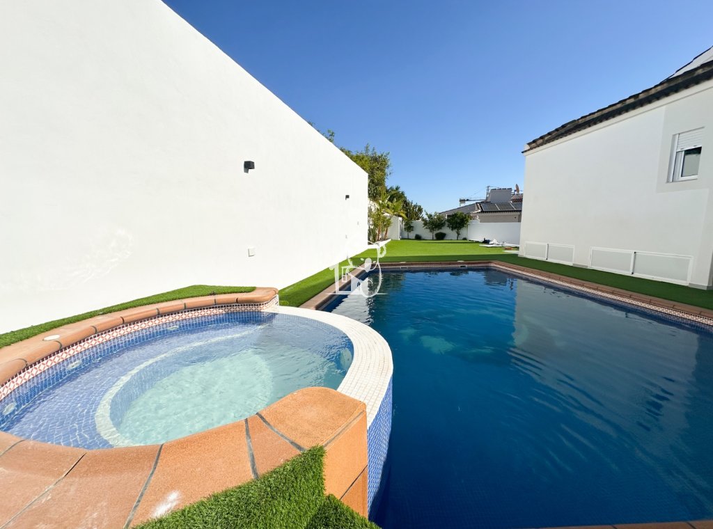 Revente - Villa - Torrevieja - Los Balcones - Los Altos del Edén