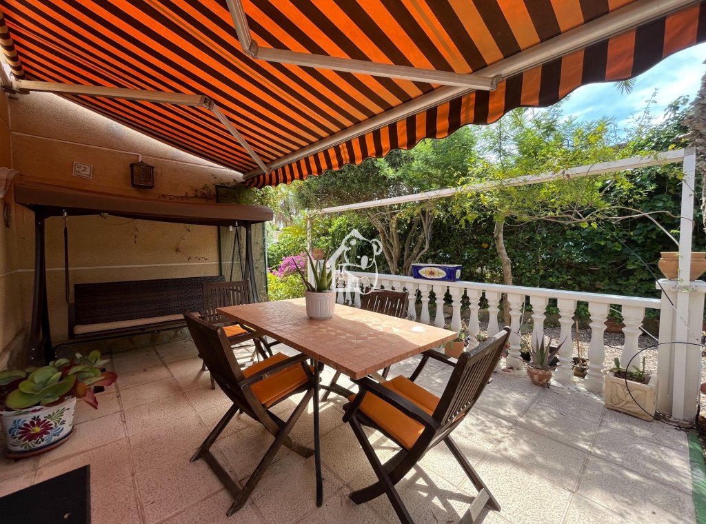 Revente - Villa - Torrevieja - Los Balcones - Los Altos del Edén