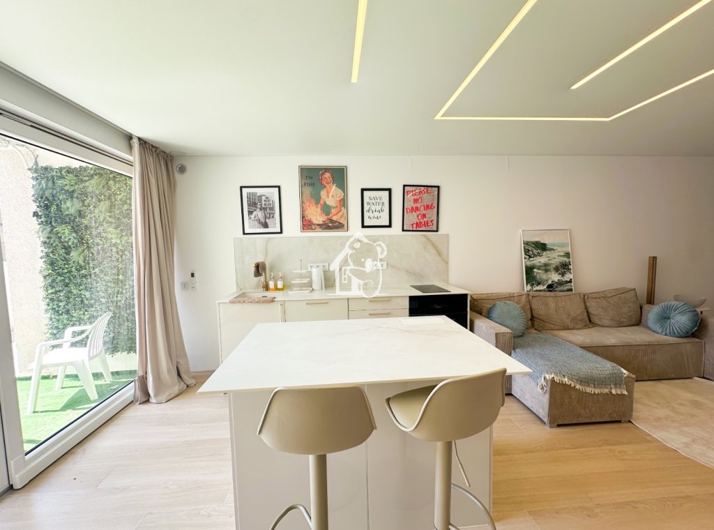 Segunda Mano - Apartamento / piso - Torrevieja - El Acequión - Los Náufragos