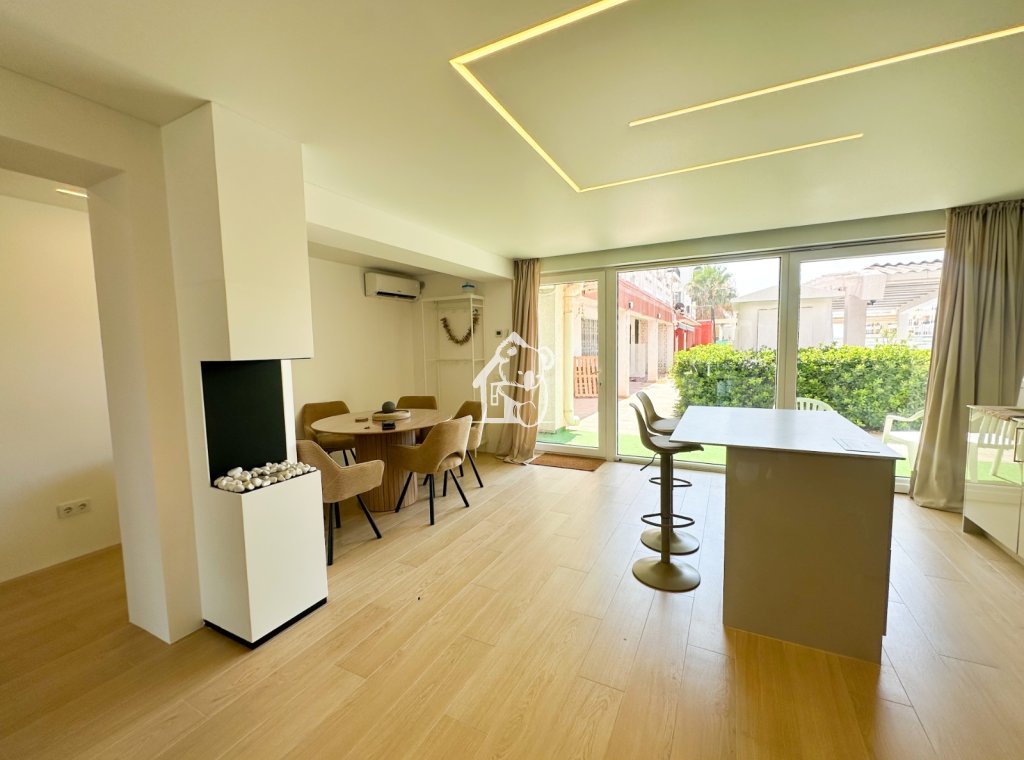 Segunda Mano - Apartamento / piso - Torrevieja - El Acequión - Los Náufragos