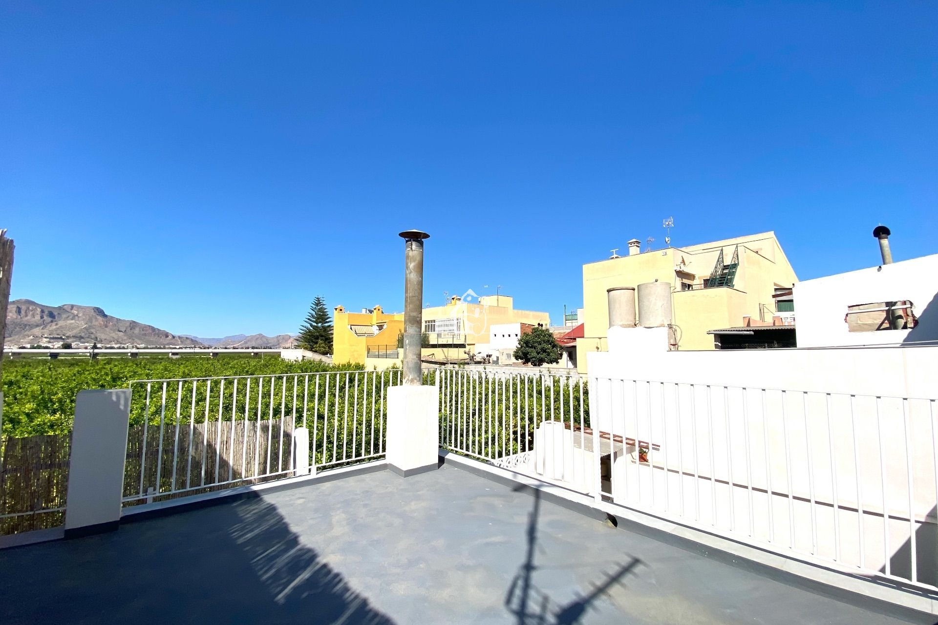 Segunda Mano - Casa de pueblo - Arneva