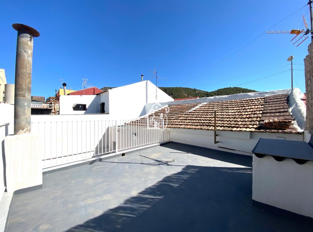 Segunda Mano - Casa de pueblo - Arneva