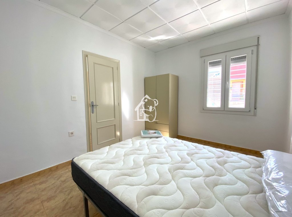 Segunda Mano - Casa de pueblo - Arneva