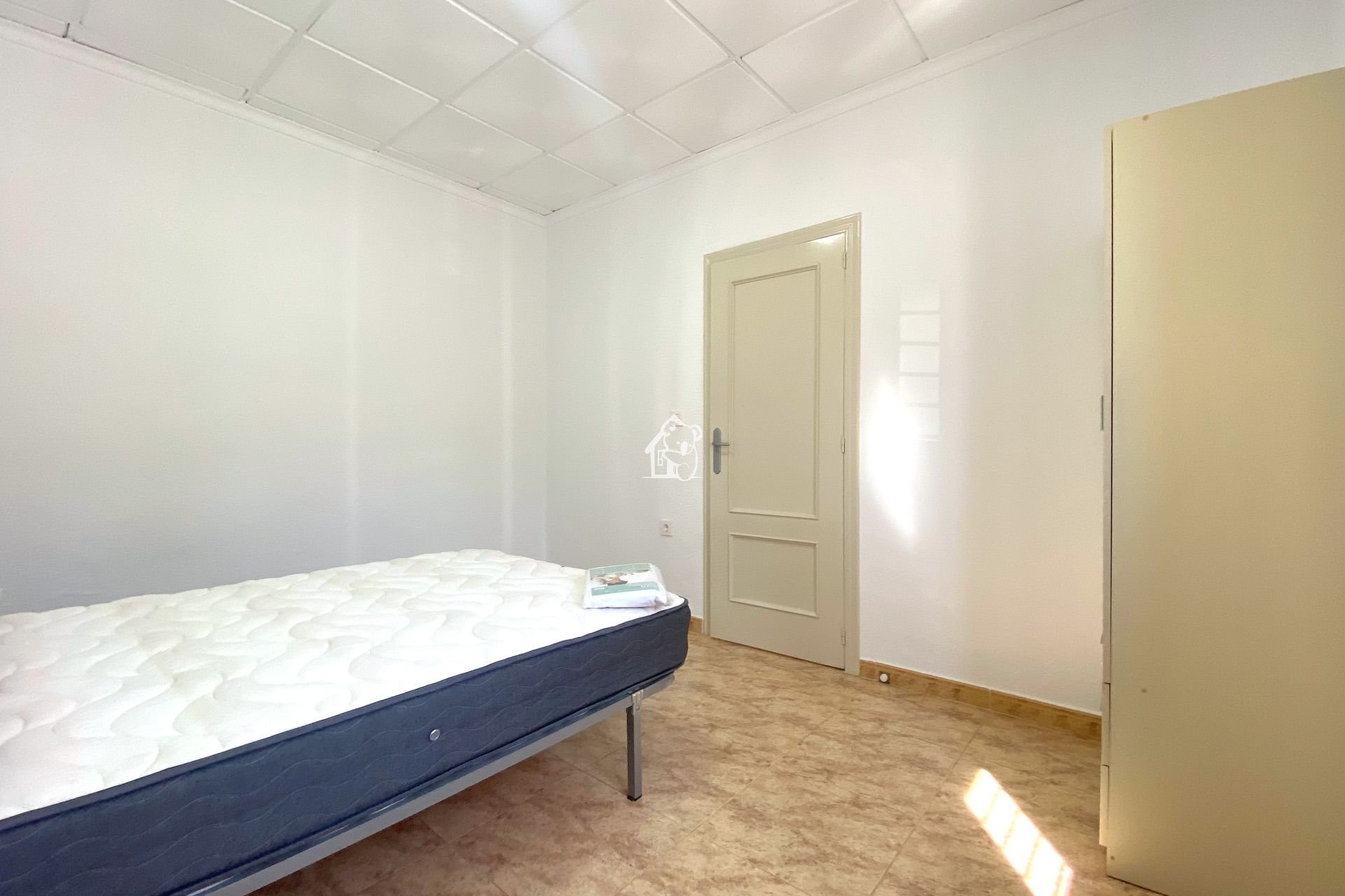 Segunda Mano - Casa de pueblo - Arneva