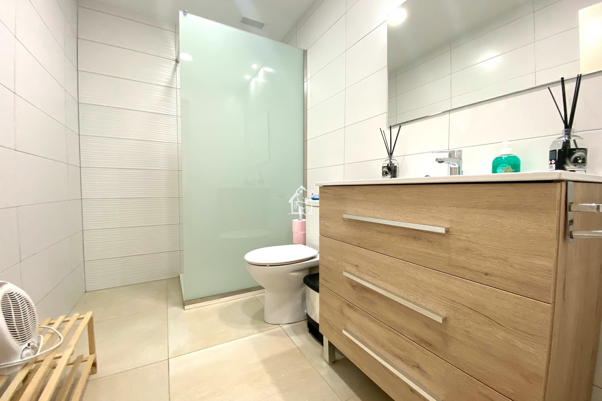 Segunda Mano - Casa de pueblo - Arneva