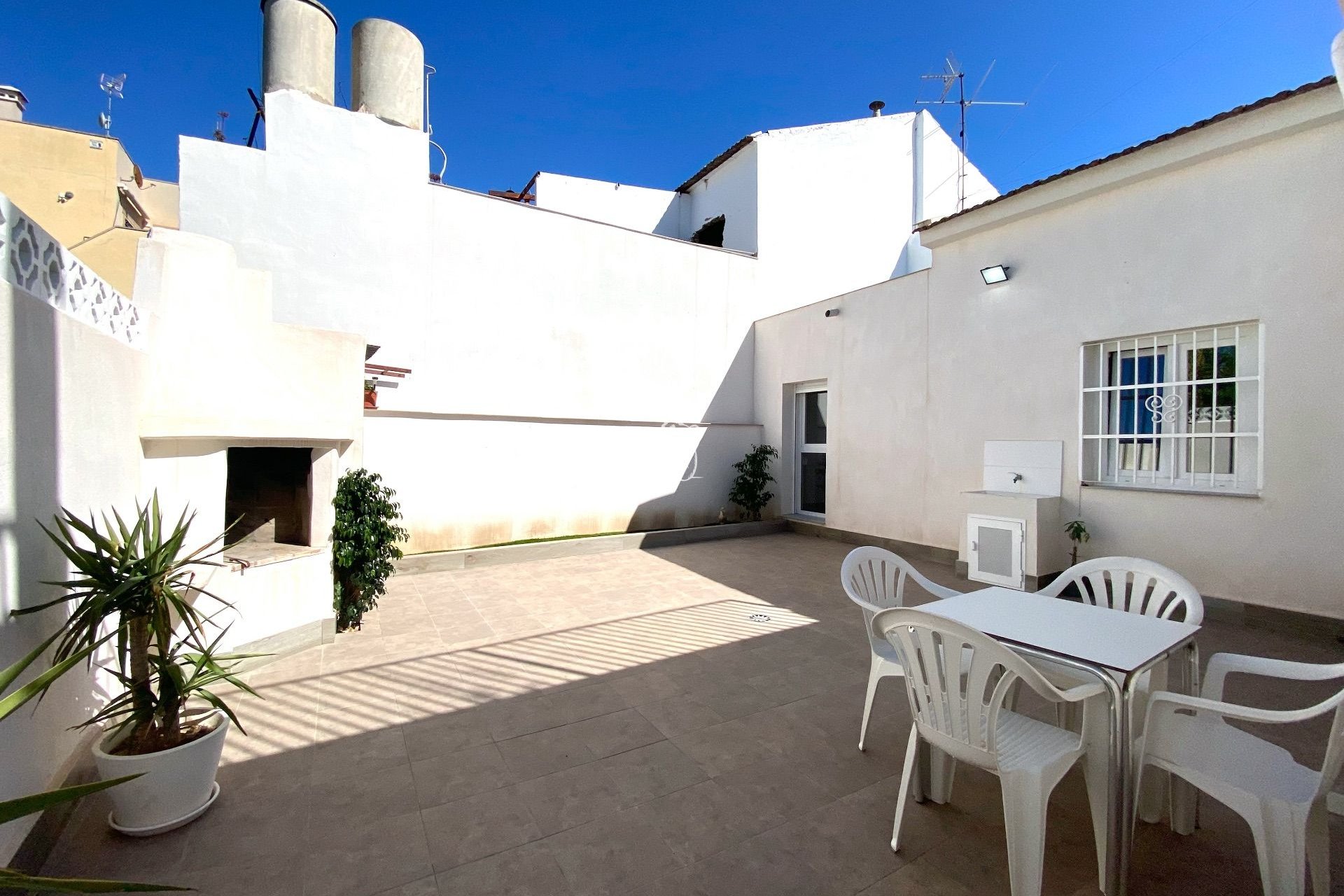 Segunda Mano - Casa de pueblo - Arneva