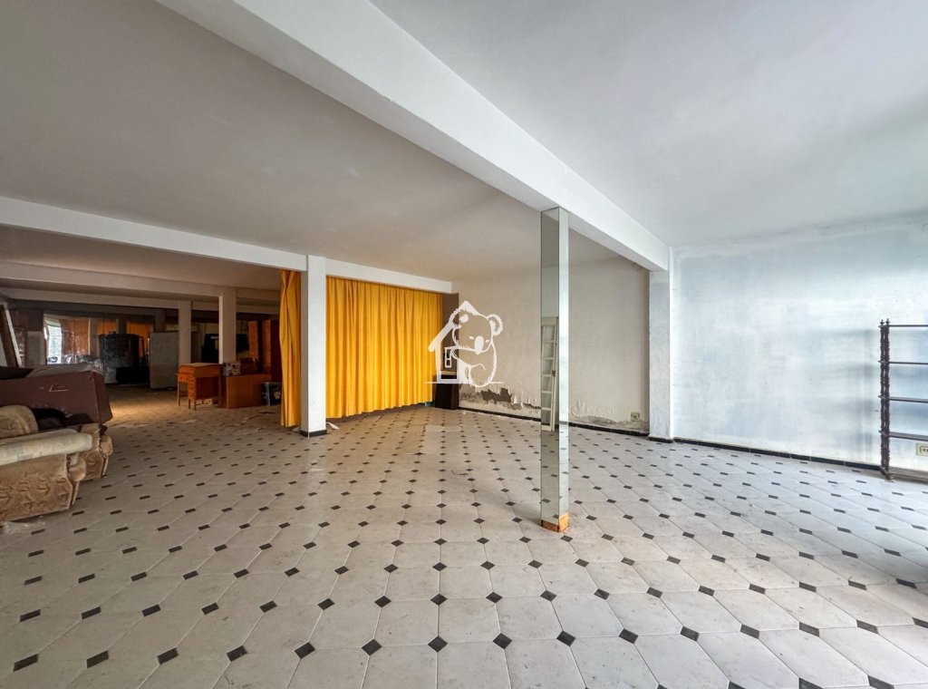 Segunda Mano - Comercial - San Miguel de Salinas