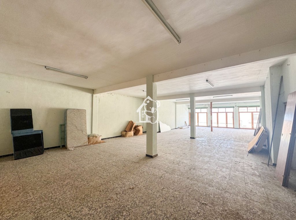 Segunda Mano - Comercial - San Miguel de Salinas