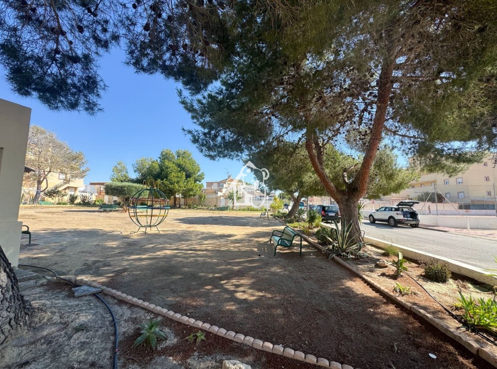 Segunda Mano - Villa - Orihuela Costa - Cabo roig - La Zenia