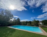 Segunda Mano - Villa - Orihuela Costa - Campos de Golf