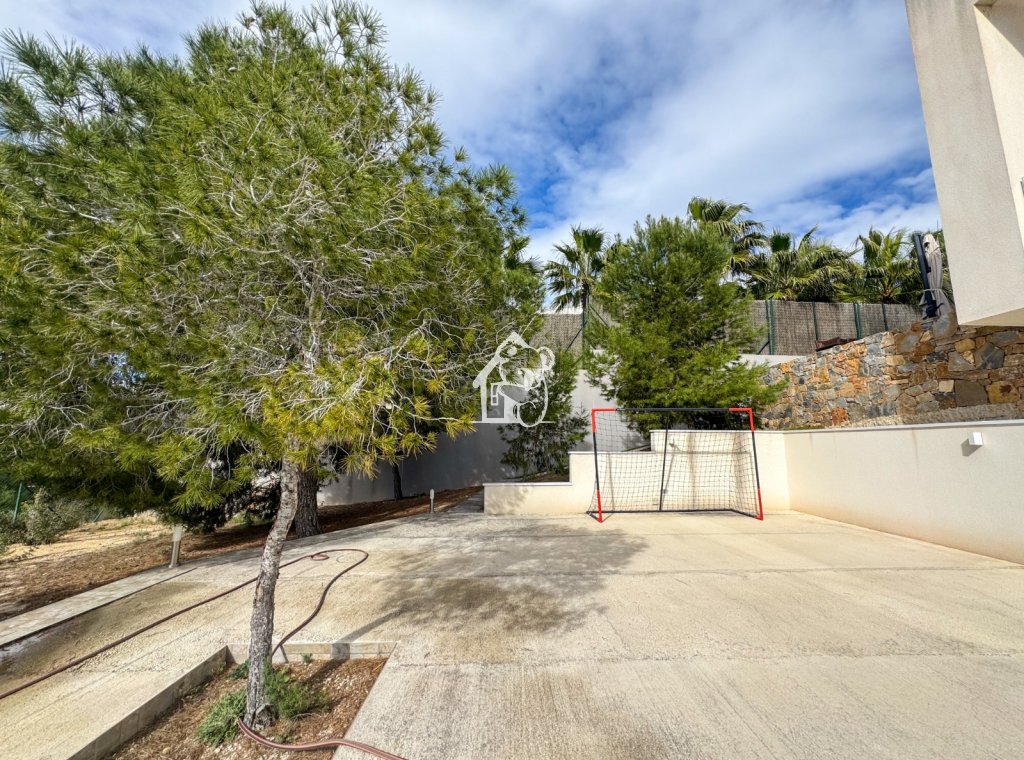 Segunda Mano - Villa - Orihuela Costa - Campos de Golf