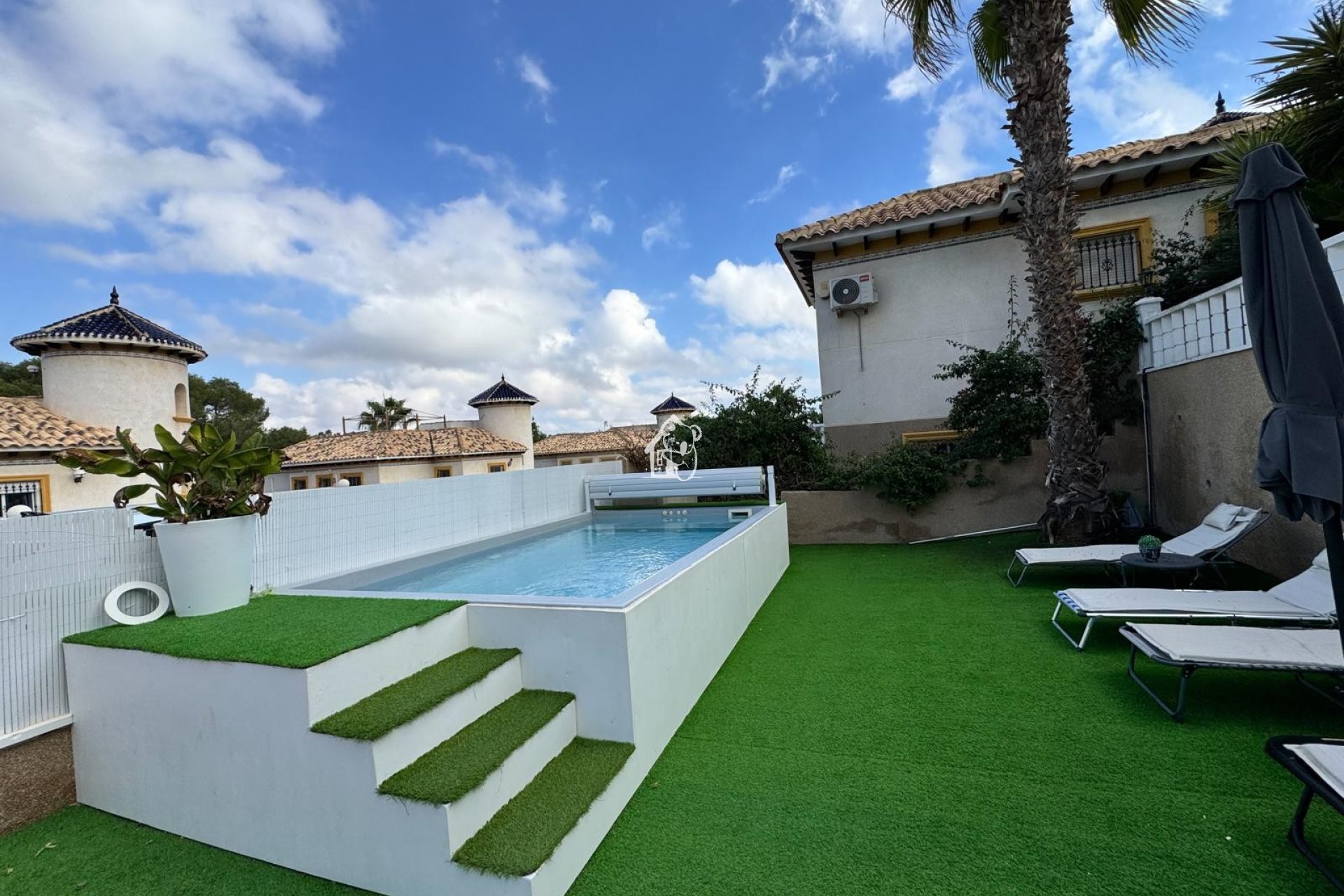 Segunda Mano - Villa - Orihuela Costa - Villamartín