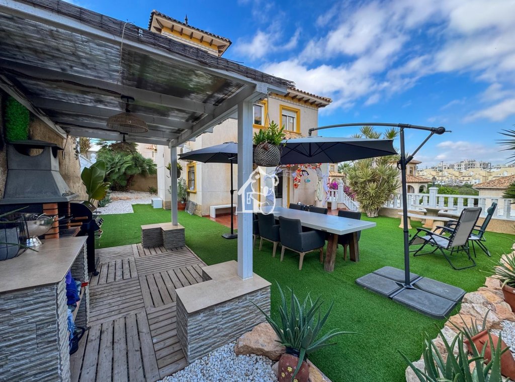 Segunda Mano - Villa - Orihuela Costa - Villamartín