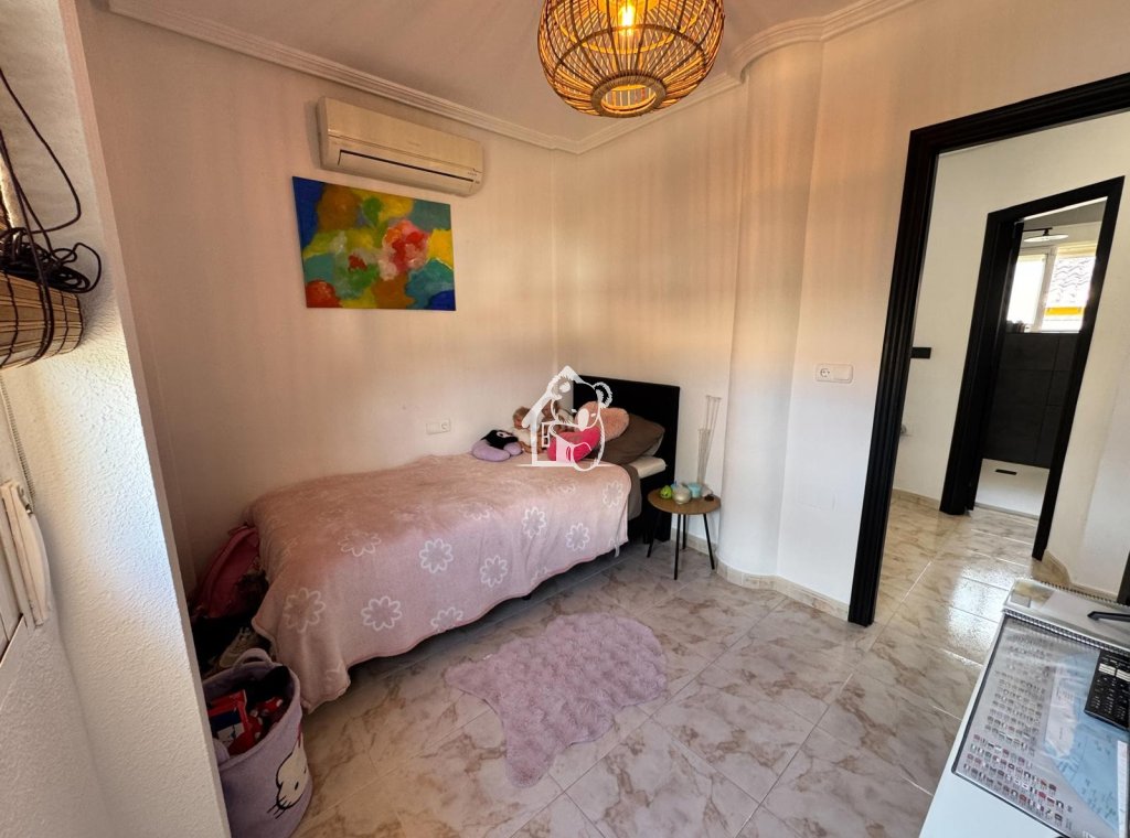 Segunda Mano - Villa - Orihuela Costa - Villamartín
