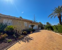 Segunda Mano - Villa - Orihuela Costa