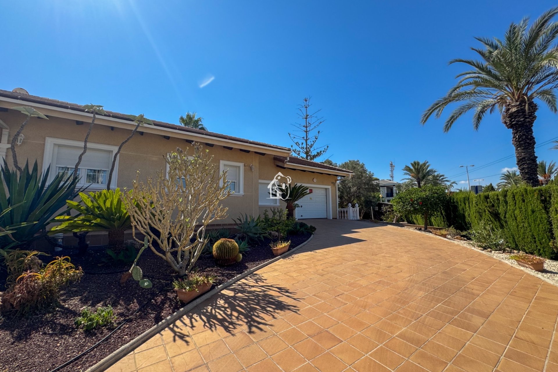 Segunda Mano - Villa - Orihuela Costa