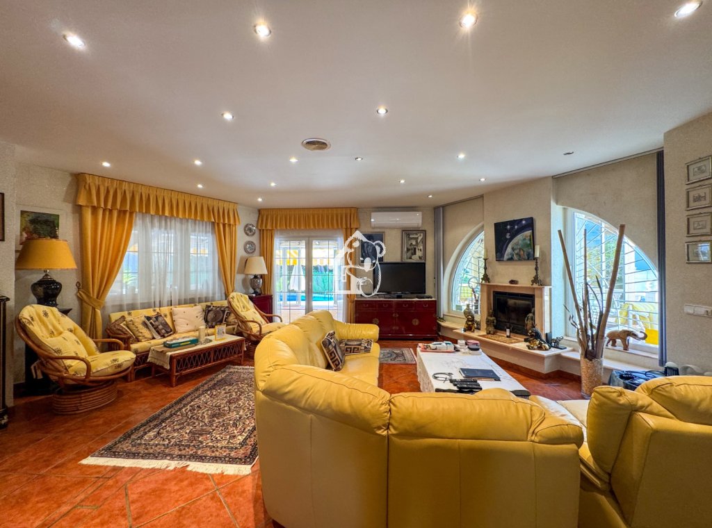 Segunda Mano - Villa - Orihuela Costa