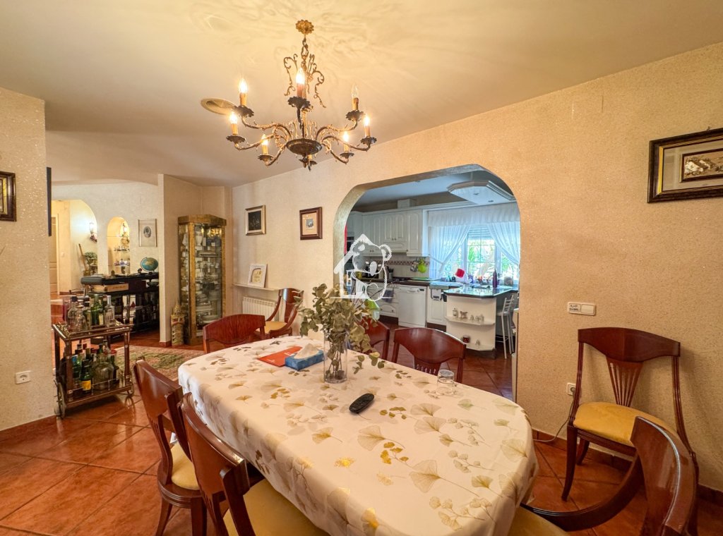 Segunda Mano - Villa - Orihuela Costa