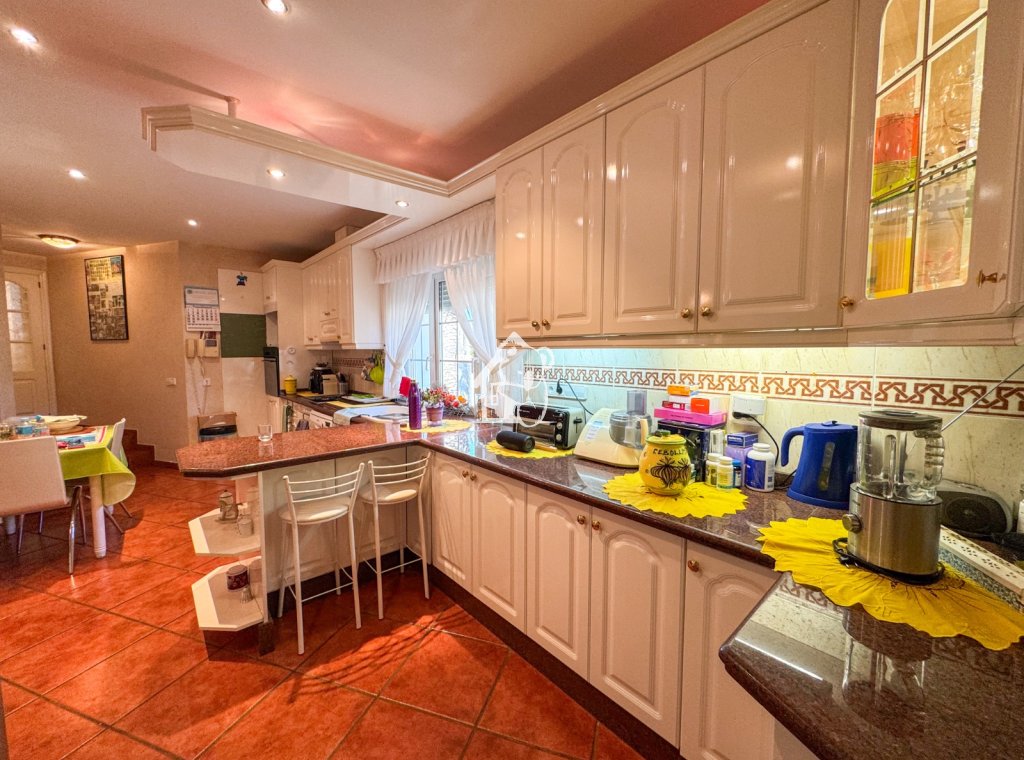 Segunda Mano - Villa - Orihuela Costa