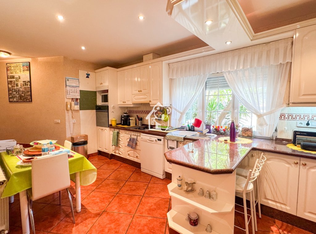 Segunda Mano - Villa - Orihuela Costa