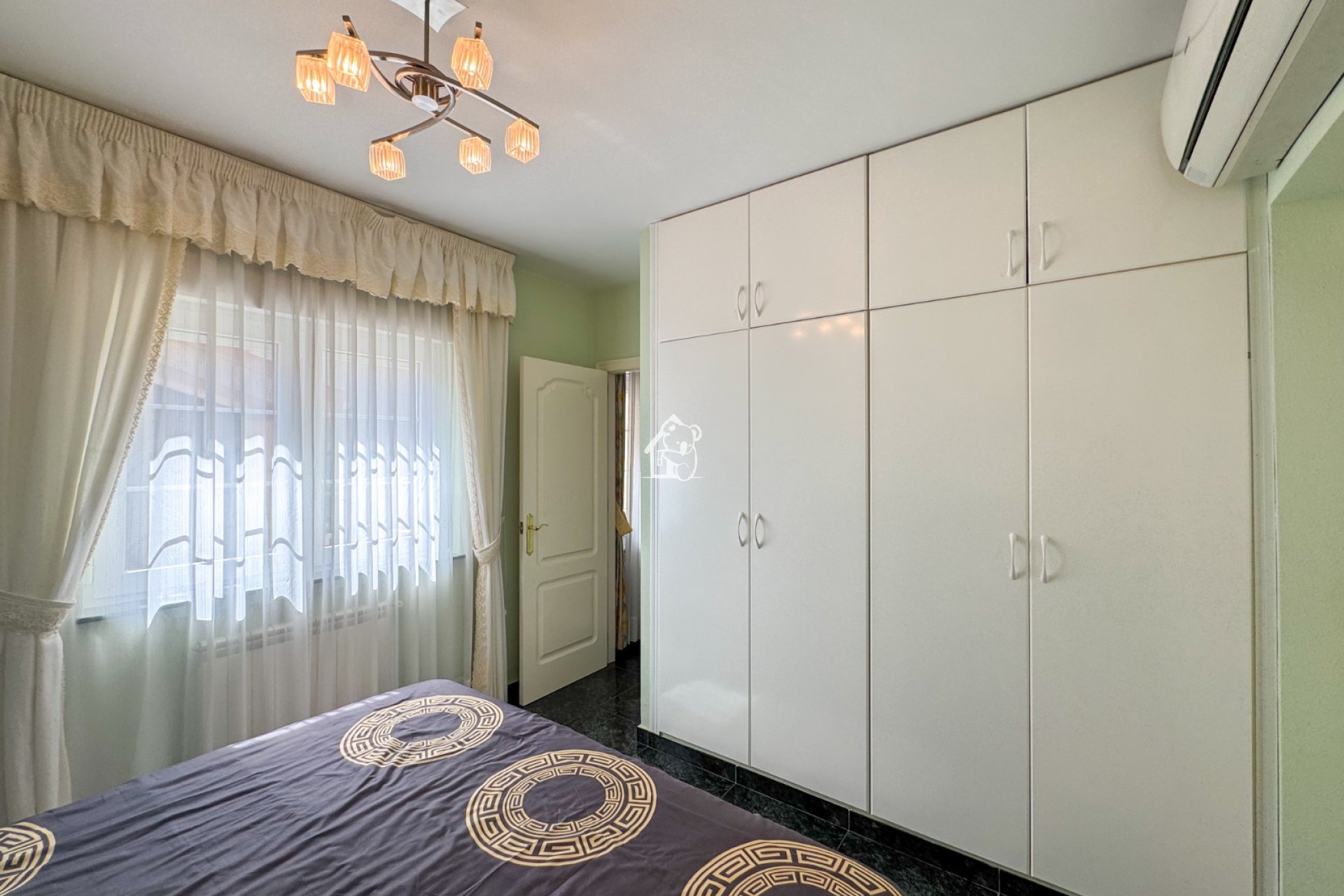 Segunda Mano - Villa - Orihuela Costa