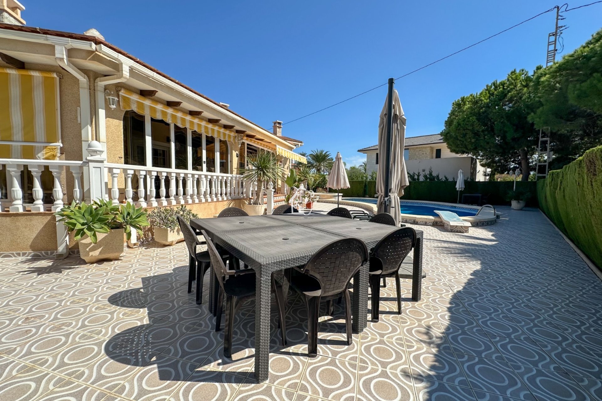 Segunda Mano - Villa - Orihuela Costa