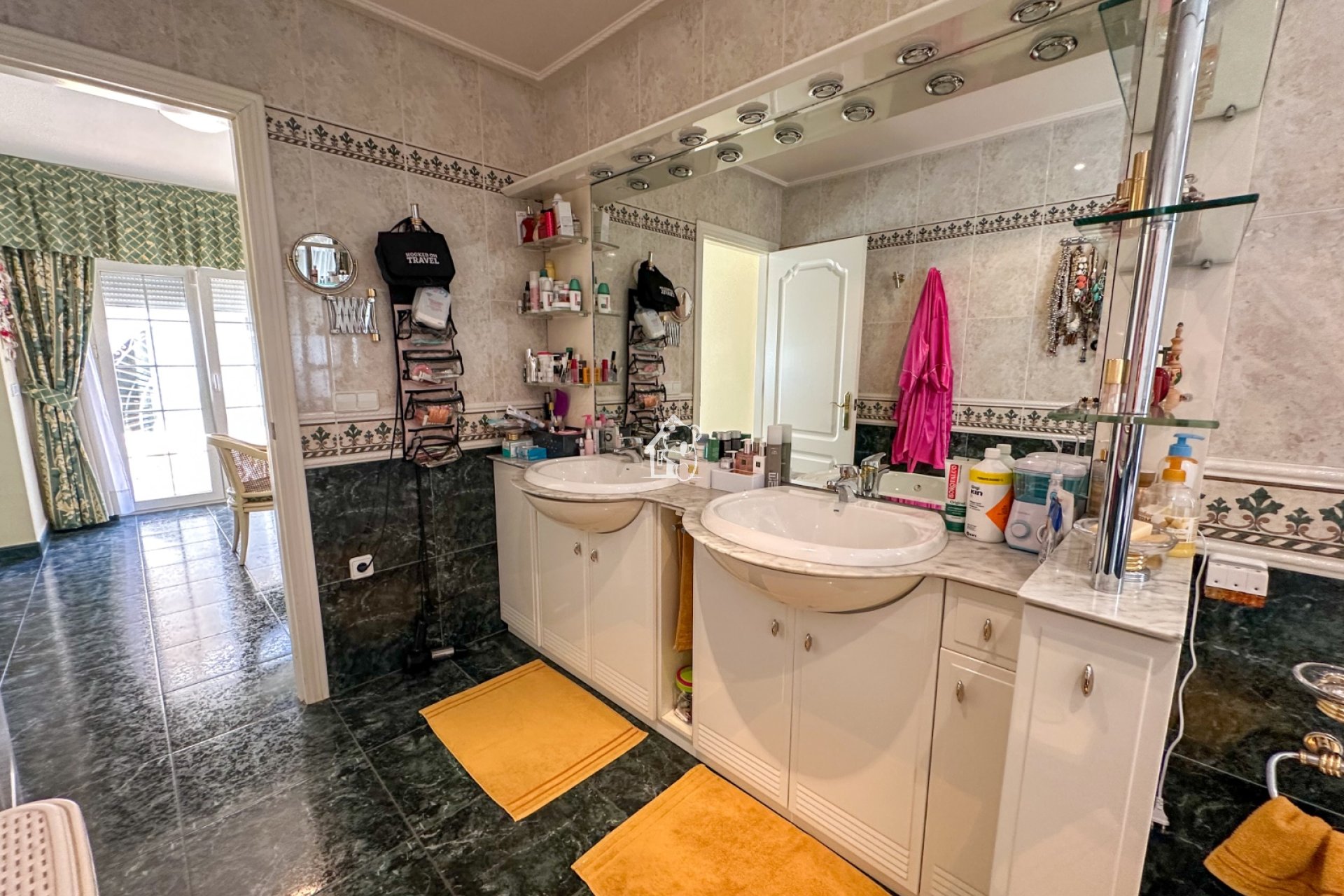 Segunda Mano - Villa - Orihuela Costa