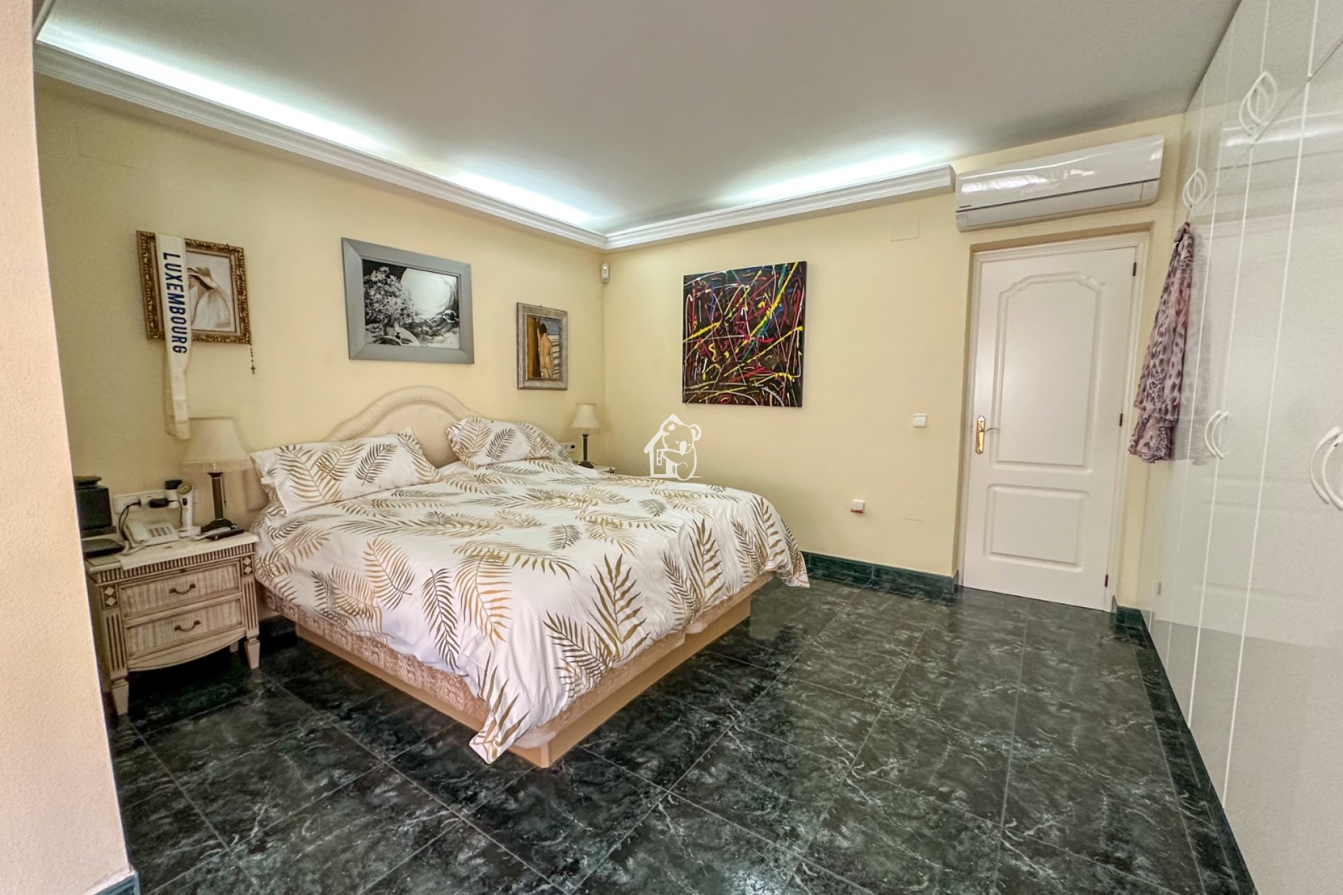 Segunda Mano - Villa - Orihuela Costa