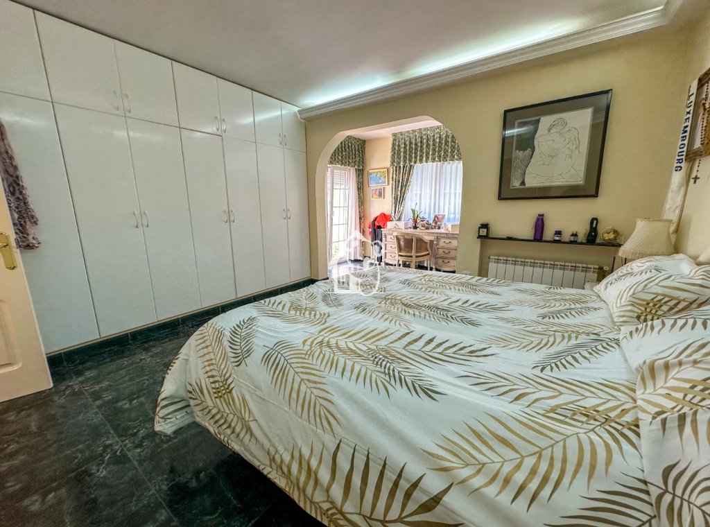 Segunda Mano - Villa - Orihuela Costa