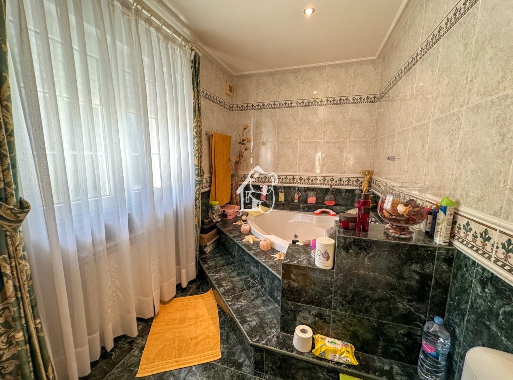 Segunda Mano - Villa - Orihuela Costa