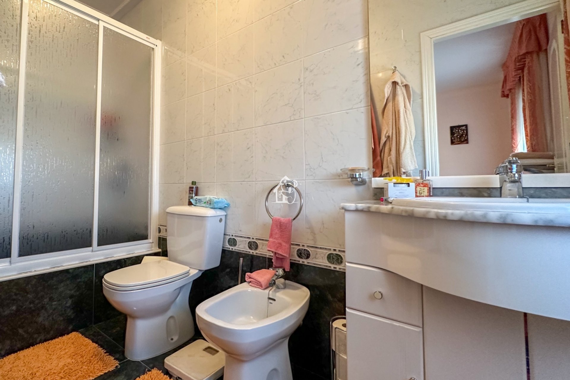 Segunda Mano - Villa - Orihuela Costa