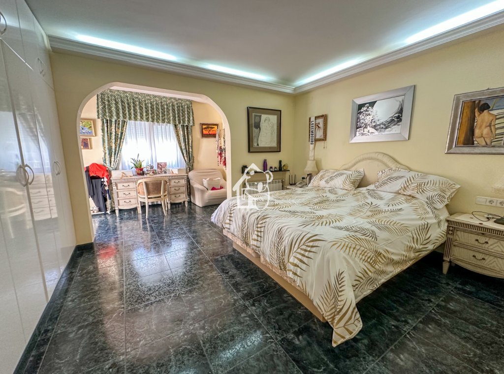 Segunda Mano - Villa - Orihuela Costa