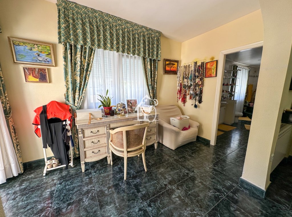 Segunda Mano - Villa - Orihuela Costa