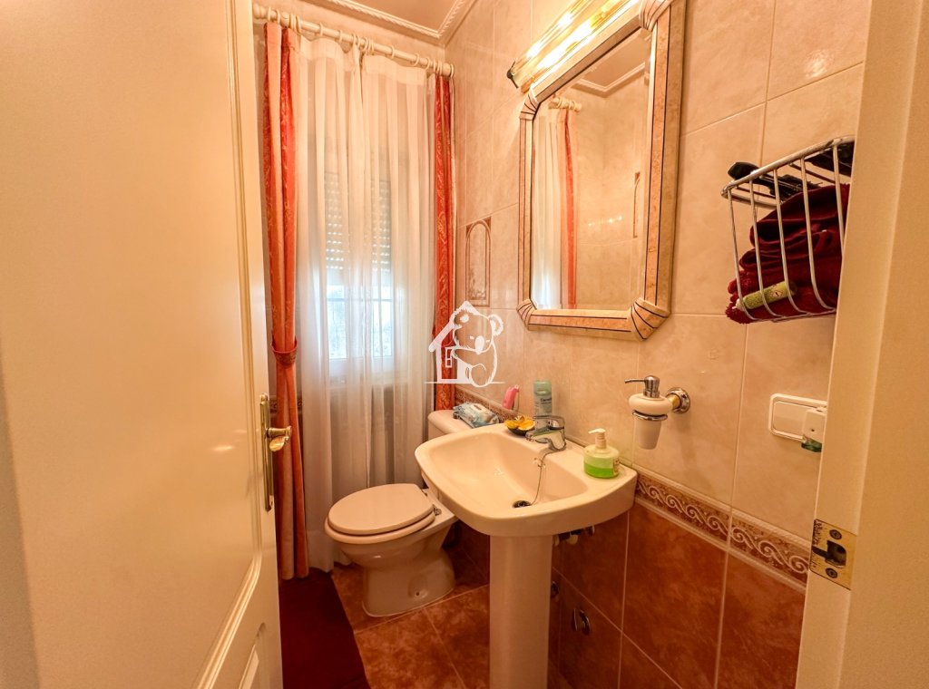 Segunda Mano - Villa - Orihuela Costa