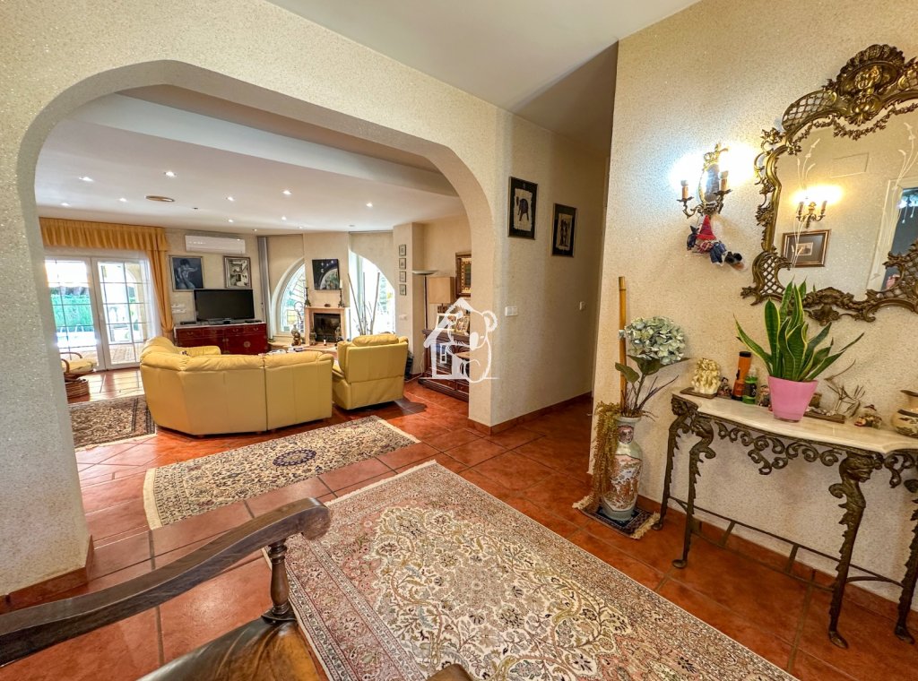 Segunda Mano - Villa - Orihuela Costa