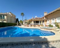 Segunda Mano - Villa - Orihuela Costa