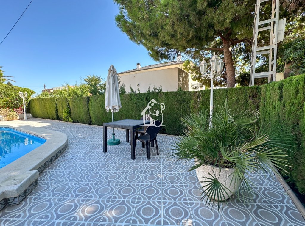 Segunda Mano - Villa - Orihuela Costa