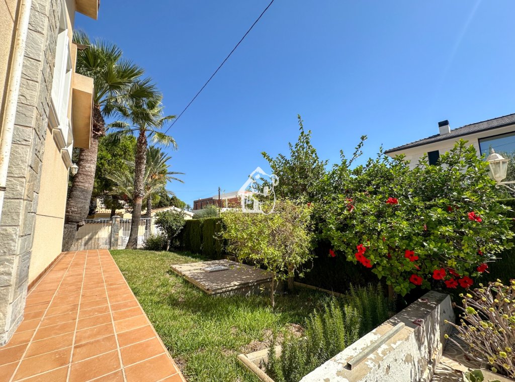 Segunda Mano - Villa - Orihuela Costa