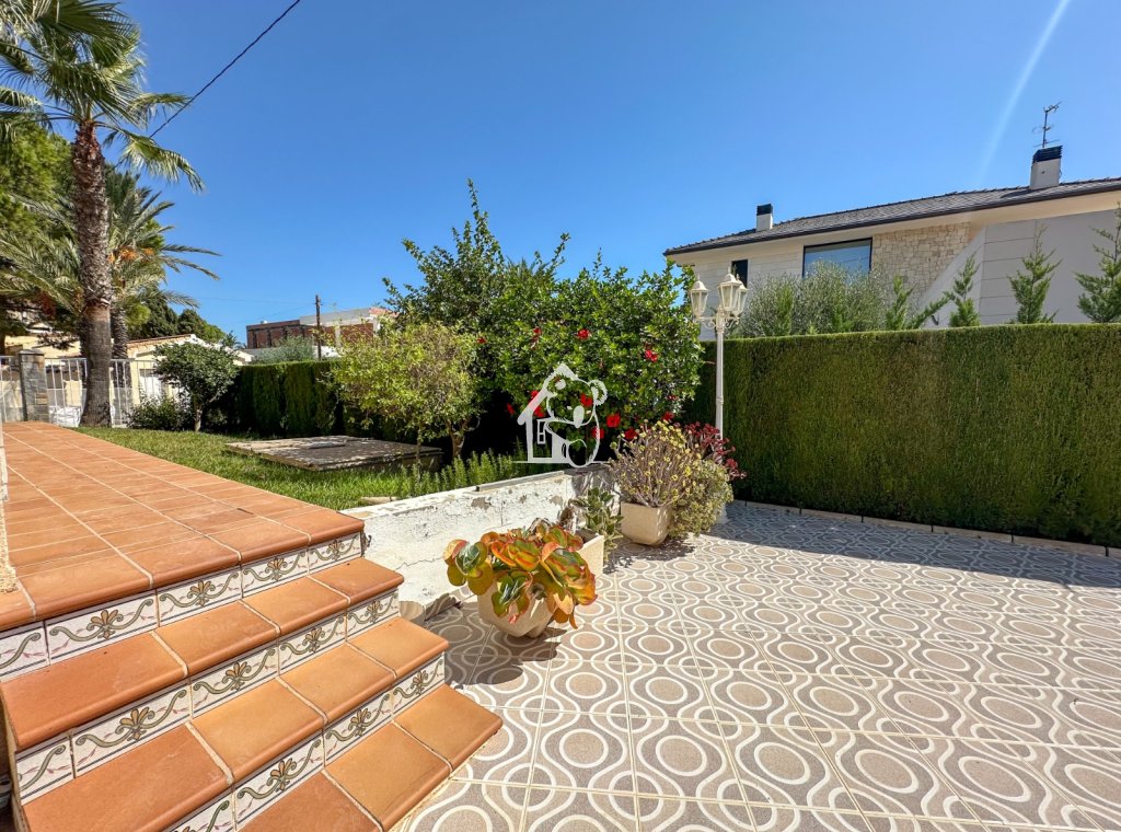 Segunda Mano - Villa - Orihuela Costa