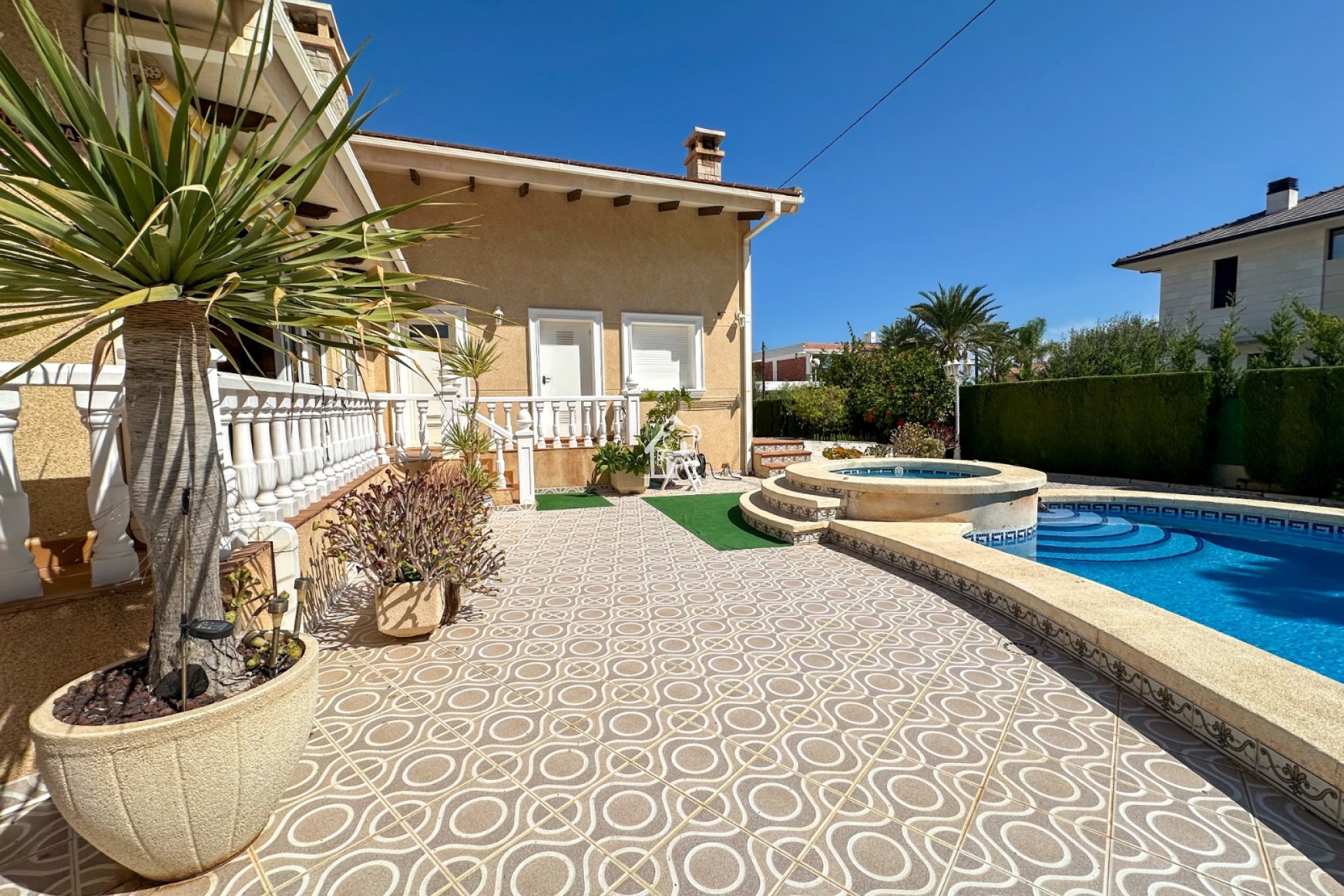 Segunda Mano - Villa - Orihuela Costa