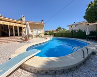 Segunda Mano - Villa - Orihuela Costa