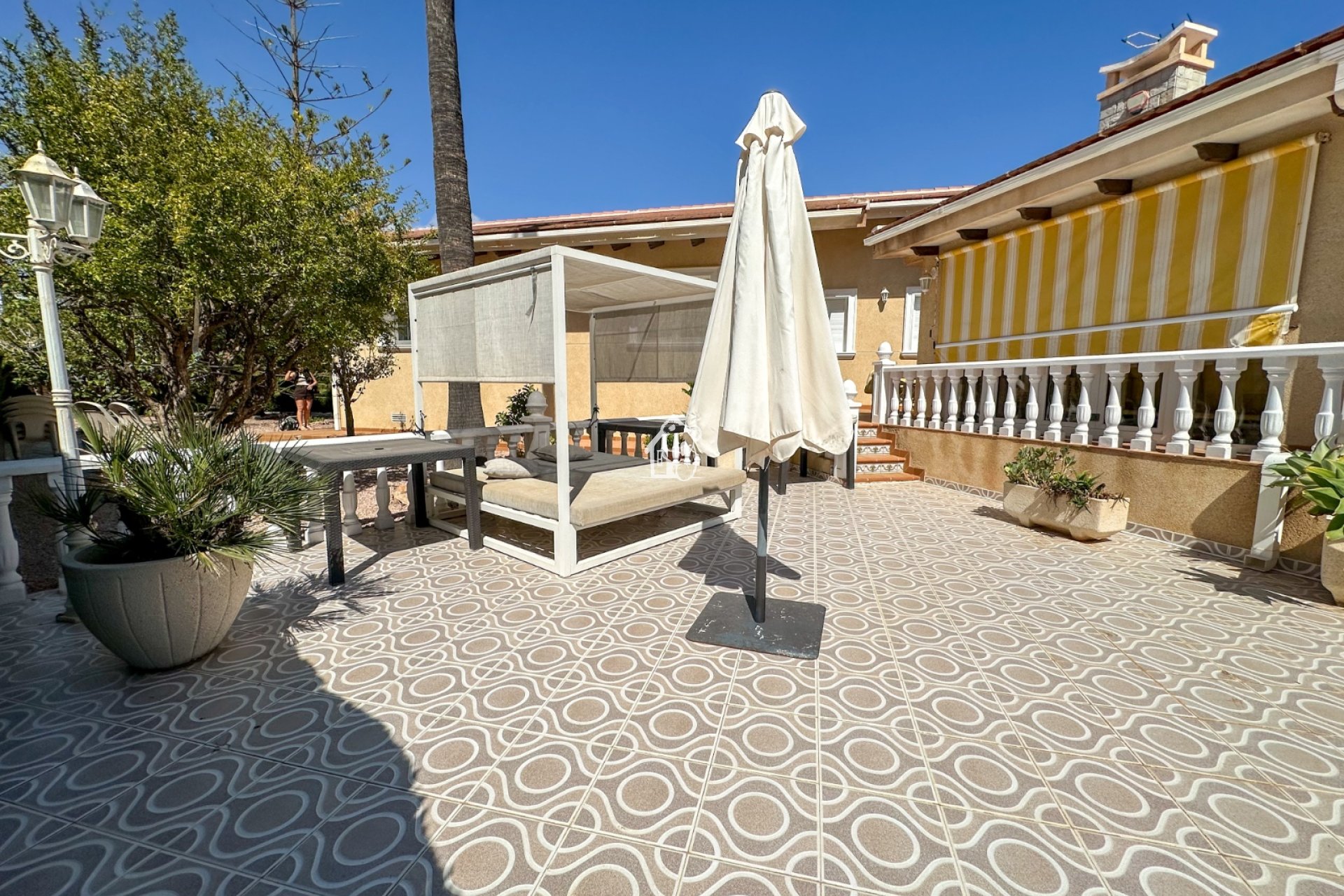 Segunda Mano - Villa - Orihuela Costa