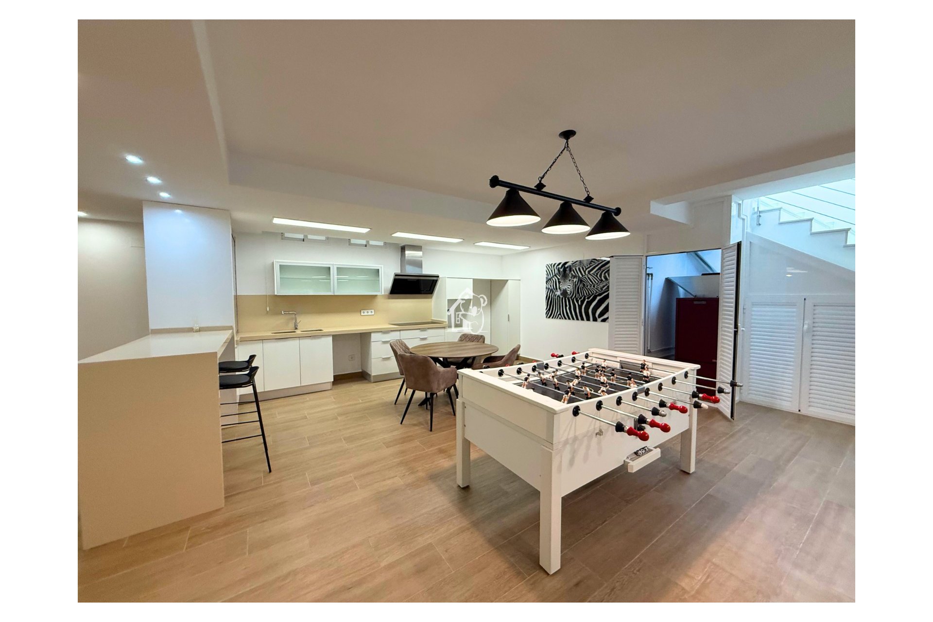 Segunda Mano - Villa - San Miguel de Salinas