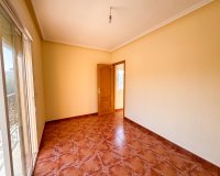 Segunda Mano - Villa - San Miguel de Salinas