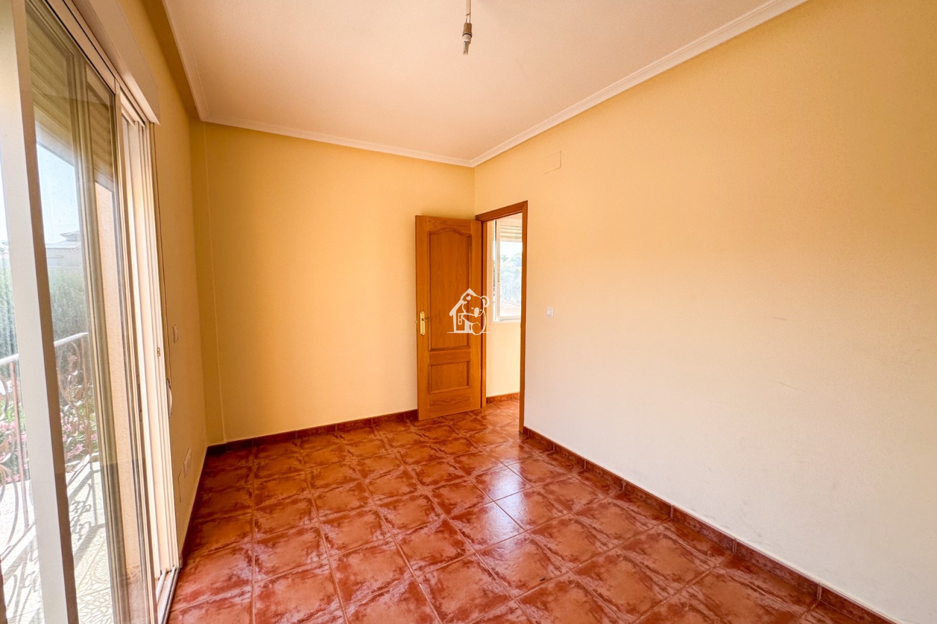 Segunda Mano - Villa - San Miguel de Salinas