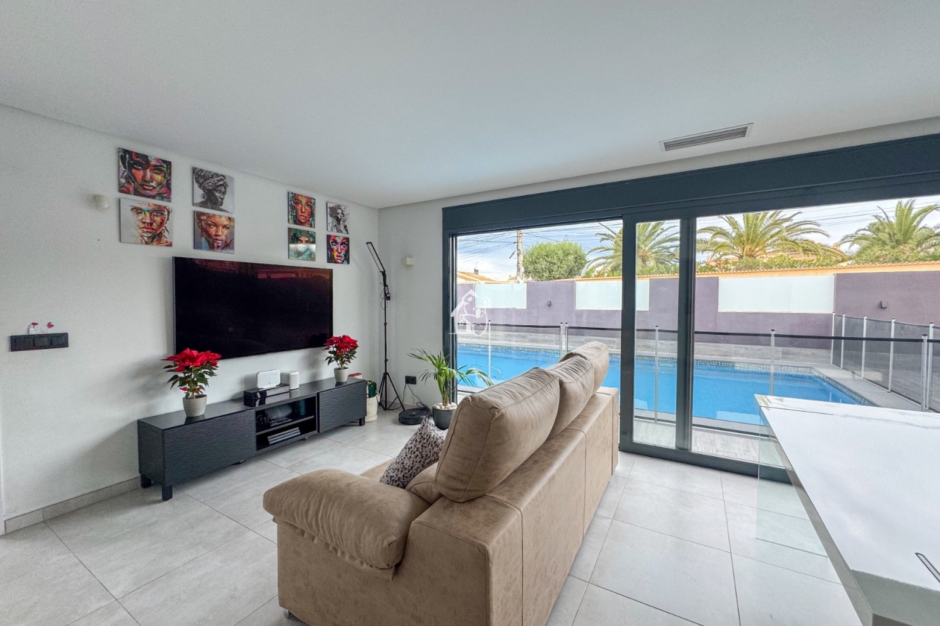 Segunda Mano - Villa - Torrevieja - La Siesta - El Salado -  Torreta