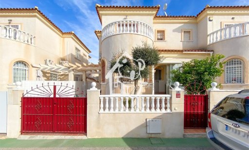 Таунхаус - Арендовать - Torrevieja - Nueva Torrevieja - Aguas Nuevas