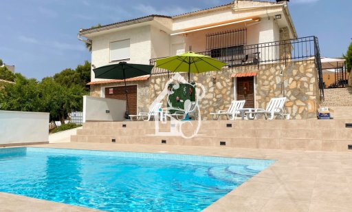 Villa - Alquiler - Torrevieja - Torrevieja