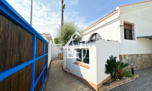 Villa - Арендовать - Torrevieja - La Siesta - El Salado -  Torreta